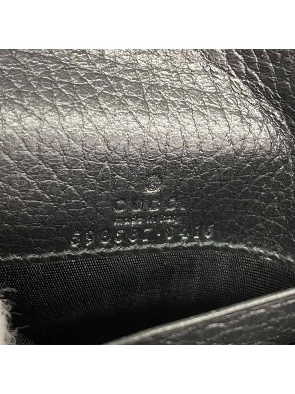 Gucci wallet gg